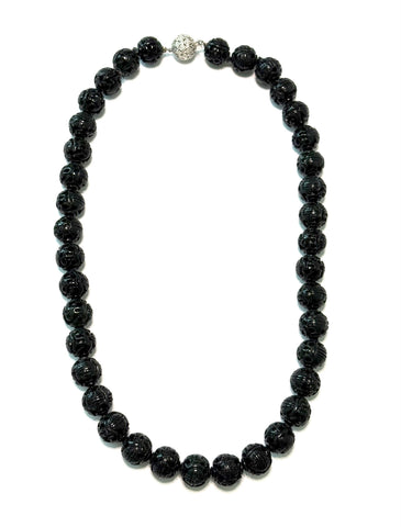 Black jade carved bead necklace