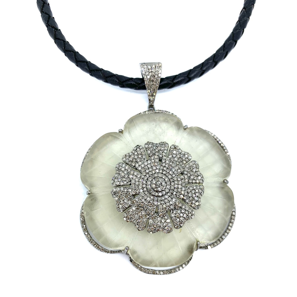 Frosted Crystal flower Pendant With Diamonds