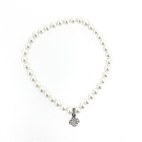 Pearl Stretch bracelet with diamond clover charm