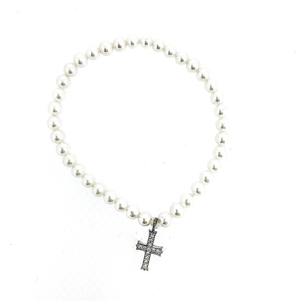 Beautiful pearl stretch bracelet with diamond cross charm