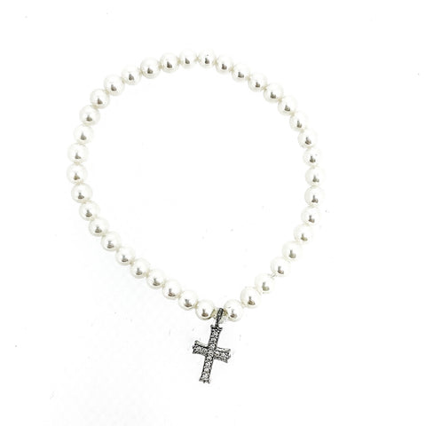 Beautiful pearl stretch bracelet with diamond cross charm