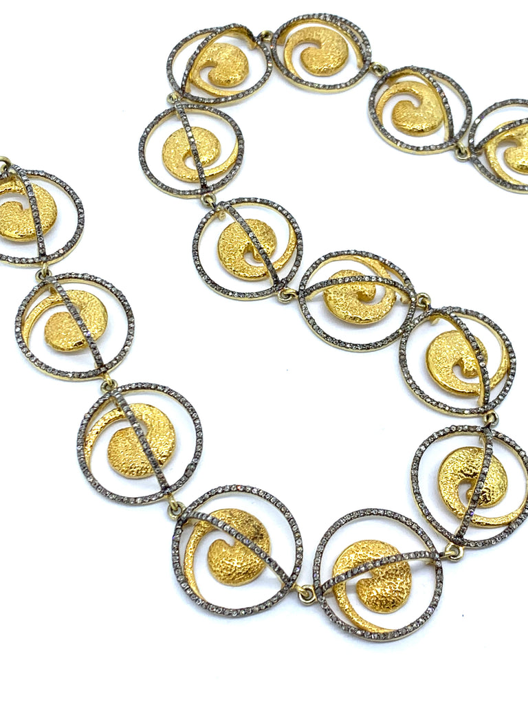 Beautiful Swirl Chain Diamond Necklace