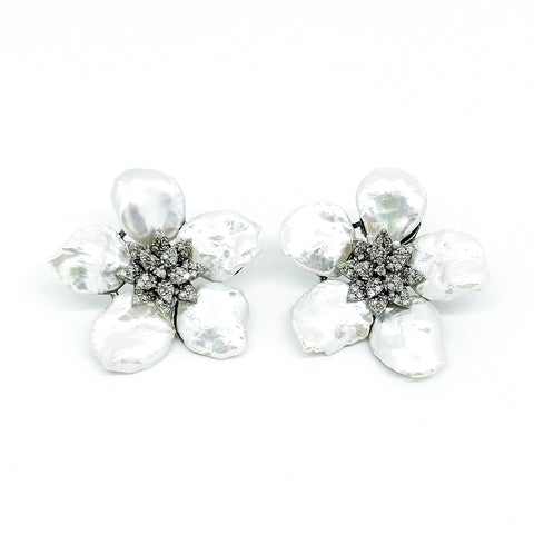 Leaf Petal Pearl Earrings With diamonds